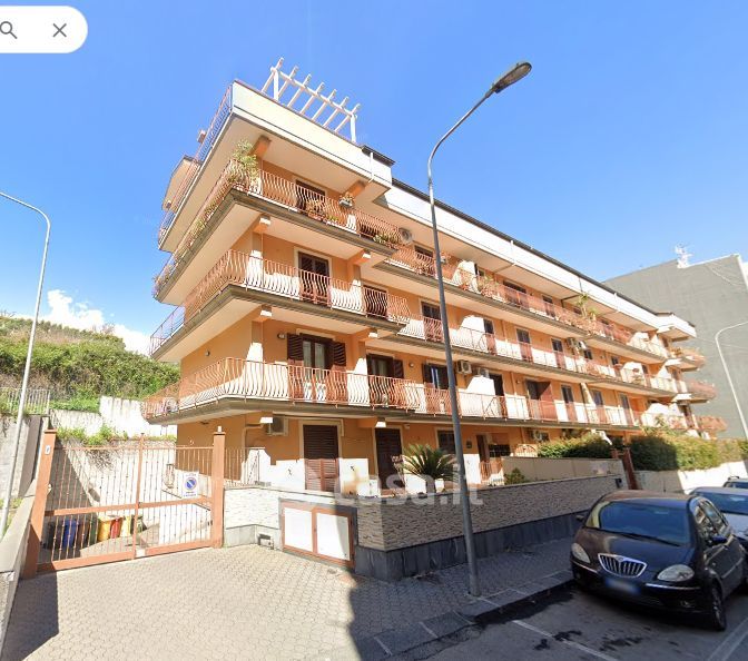 Appartamento in Vendita in Via Vittorio Sardella 7 a Acireale