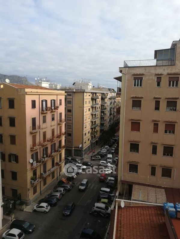 Appartamento in Vendita in Via Catania a Palermo