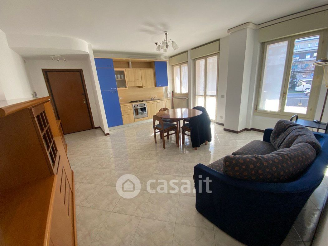 Appartamento in Affitto in Via Carlo Ceresa a Bergamo