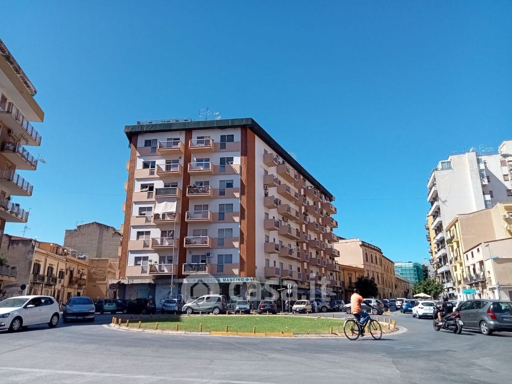 Appartamento in Vendita in Via Noce 6 a Palermo