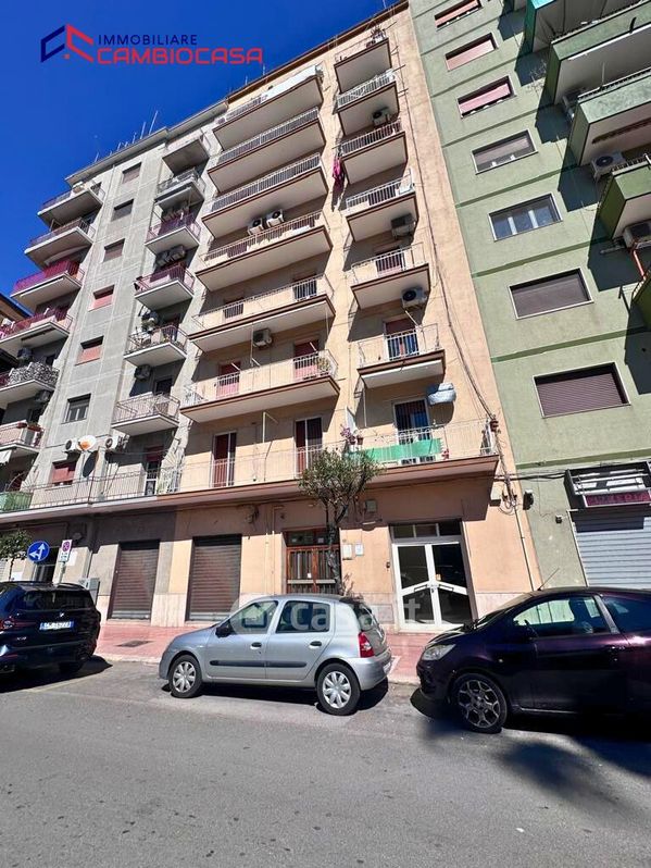 Negozio/Locale commerciale in Vendita in Via Messapia 53 a Taranto