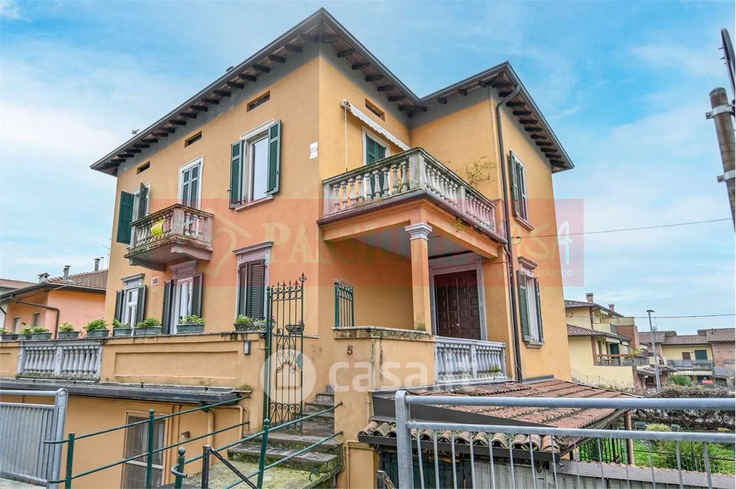 Appartamento in Vendita in Via Gabriele Rosa 5 a Bergamo