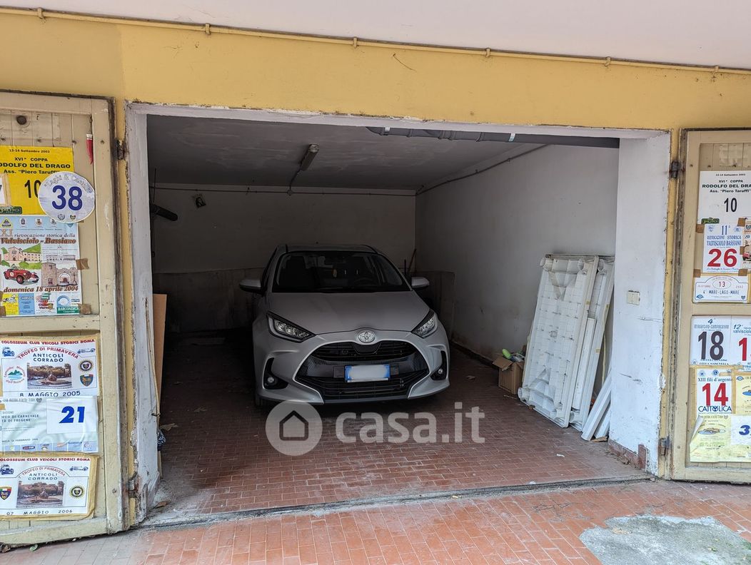 Garage/Posto auto in Vendita in Corso Duca di Genova 245 a Roma