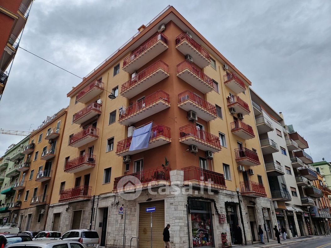 Appartamento in Vendita in Via Costantino Saverio 3 a Bari