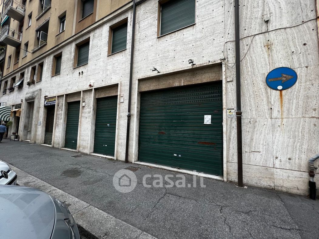 Negozio/Locale commerciale in Affitto in Via Giovanni Battista Magnaghi a Genova