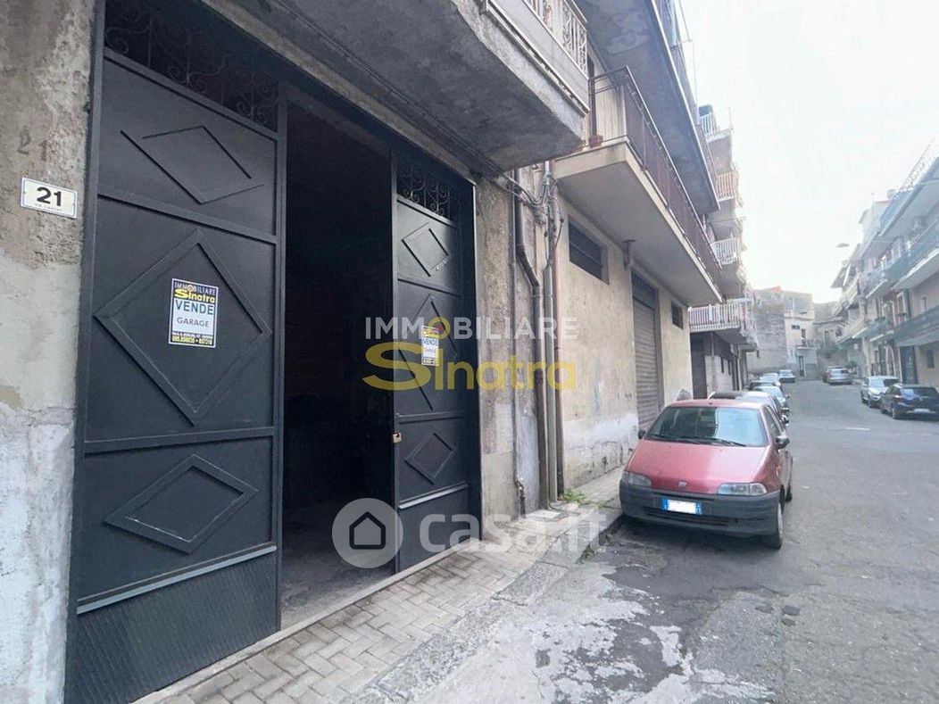 Garage/Posto auto in Vendita in Via LASCARI 21 a Paternò