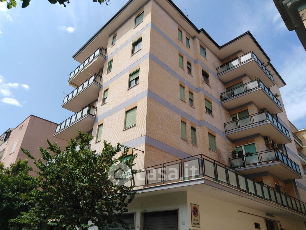 Appartamento in Vendita in Via G. A. Acquaviva 24 a Caserta