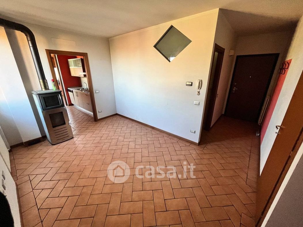 Appartamento in Vendita in Via Gaspare Lorenzini a Piacenza
