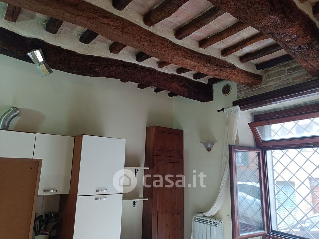 Appartamento in Vendita in Largo Porta Pesa a Perugia