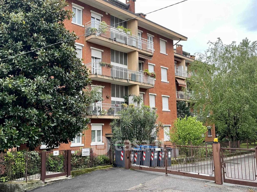Appartamento in Vendita in Via Cantoreggio 68 a Varese