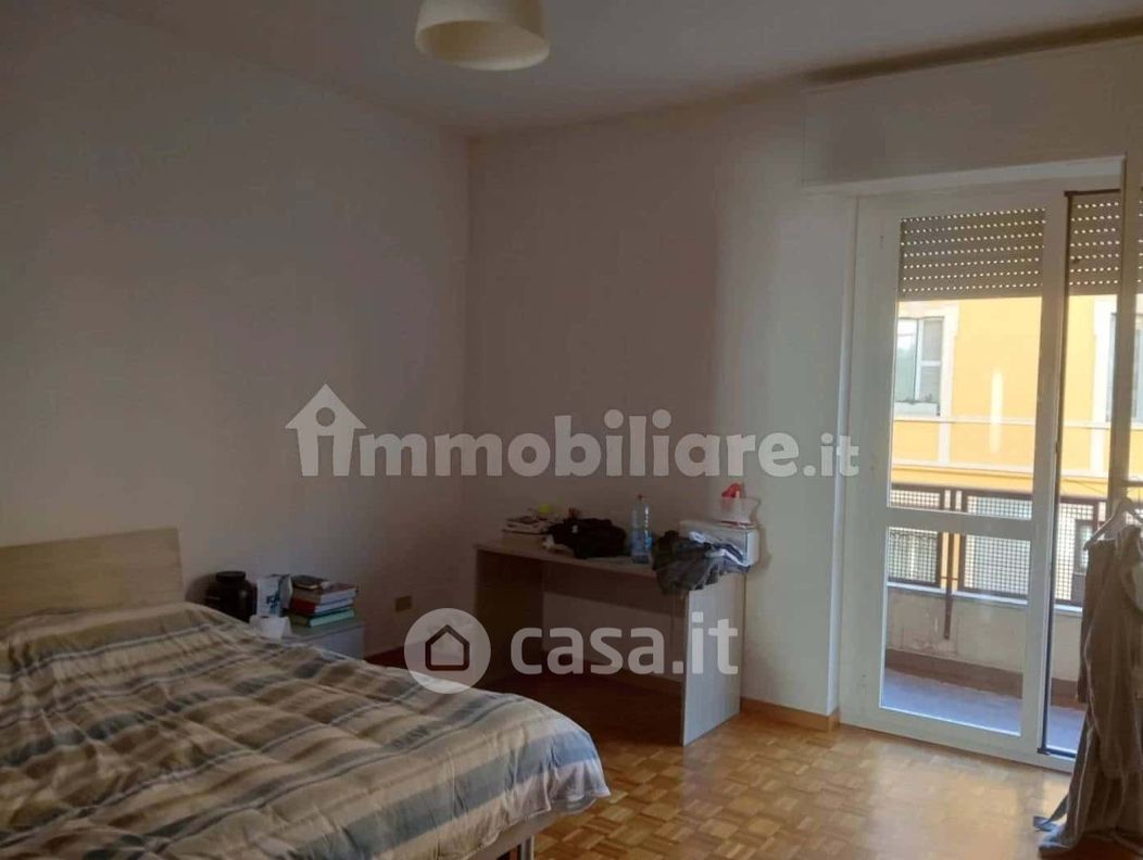 Appartamento in Affitto in Via Antonio Fogazzaro 11 a Milano