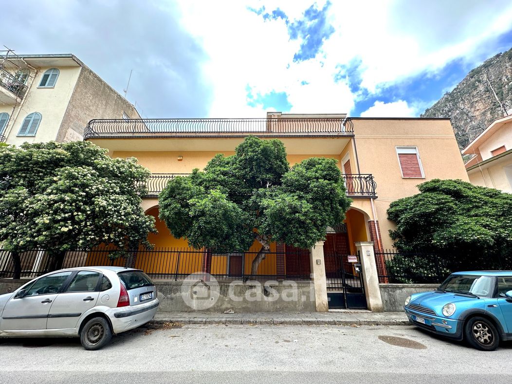 Appartamento in Vendita in Via Benedetto Croce 15 a Partinico