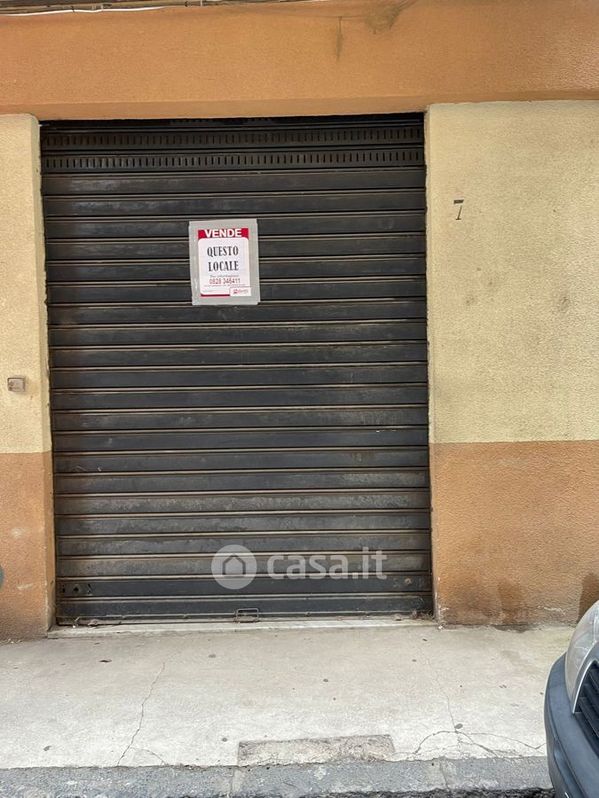 Garage/Posto auto in Vendita in Via Edmondo de Amicis a Battipaglia