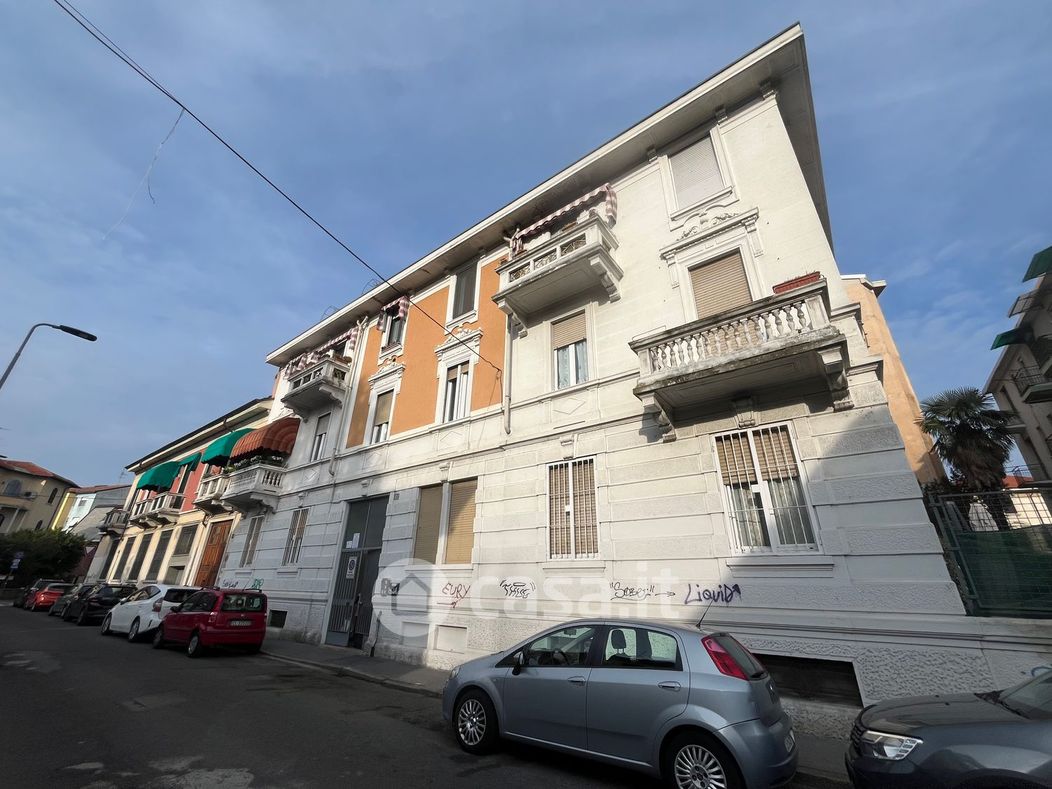 Appartamento in Vendita in Via Eligio Brigatti 12 a Milano