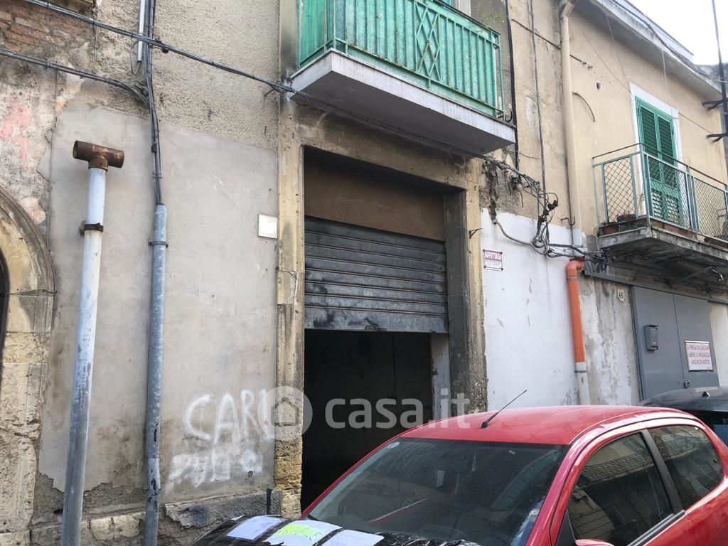 Negozio/Locale commerciale in Vendita in Via del Santo 61 a Messina