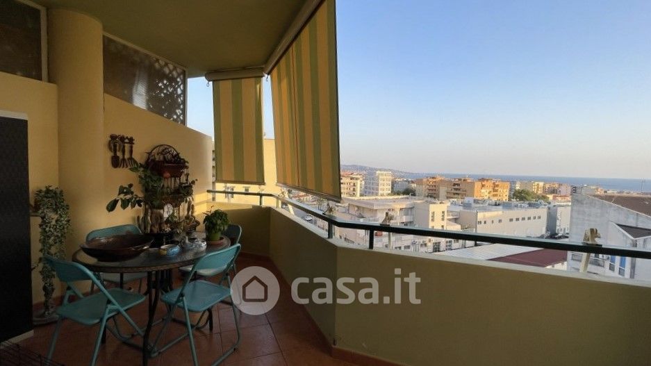 Appartamento in Vendita in Viale Laboccetta 9 a Reggio Calabria