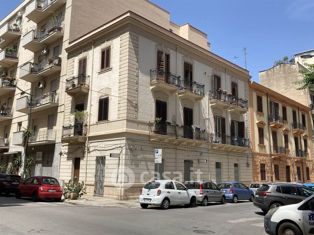 Appartamento in Vendita in Via N. Morello 21 a Palermo