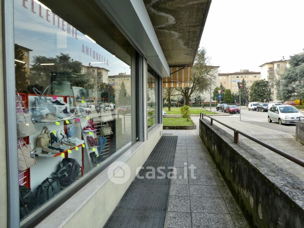 Negozio/Locale commerciale in Vendita in Via Gioacchino Rossini a Vicenza
