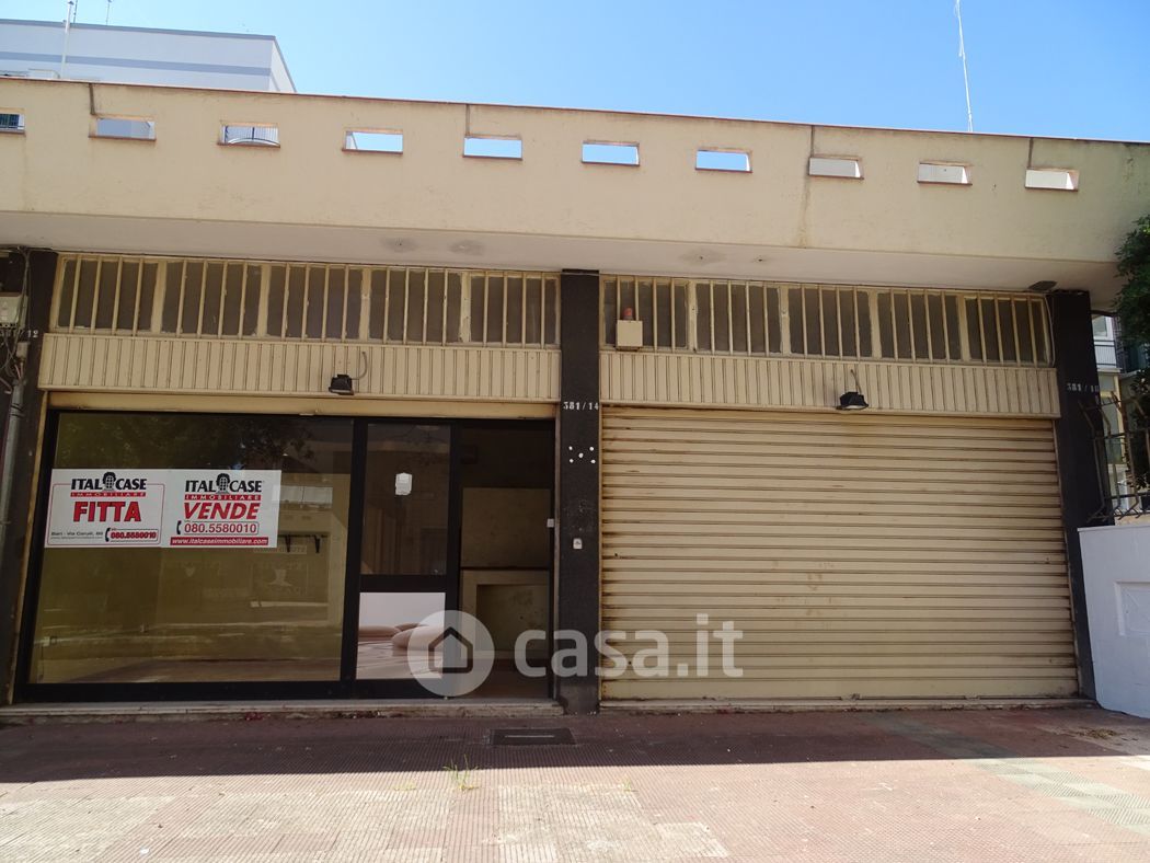 Negozio/Locale commerciale in Vendita in Corso Alcide de Gasperi 381 /14-16 a Bari
