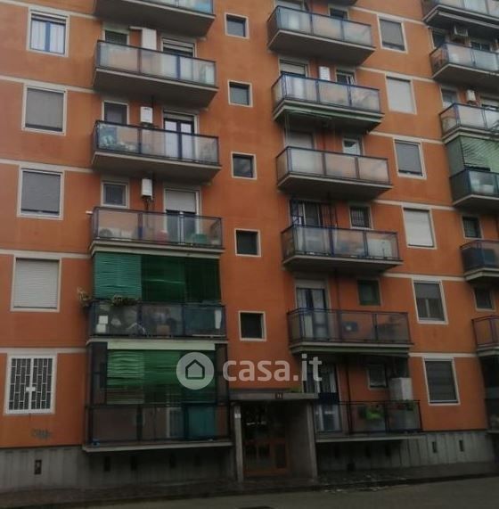 Appartamento in Vendita in Via degli Ippocastani 16 a Milano