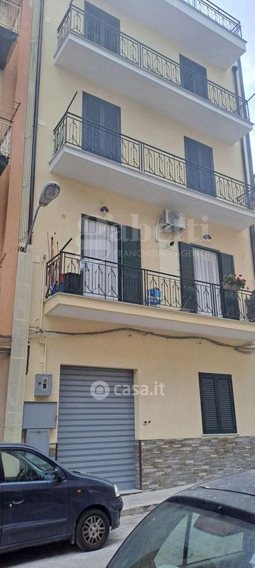 Appartamento in Vendita in Via Città di Palermo 105 a Bagheria