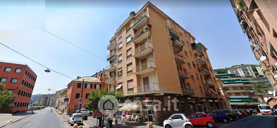 Appartamento in Affitto in Via Salvo D'Acquisto a Genova