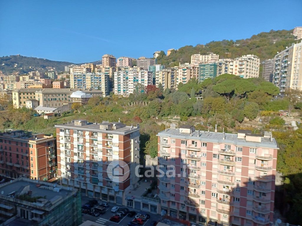 Appartamento in Vendita in Via Francesco Pastonchi 80 a Genova