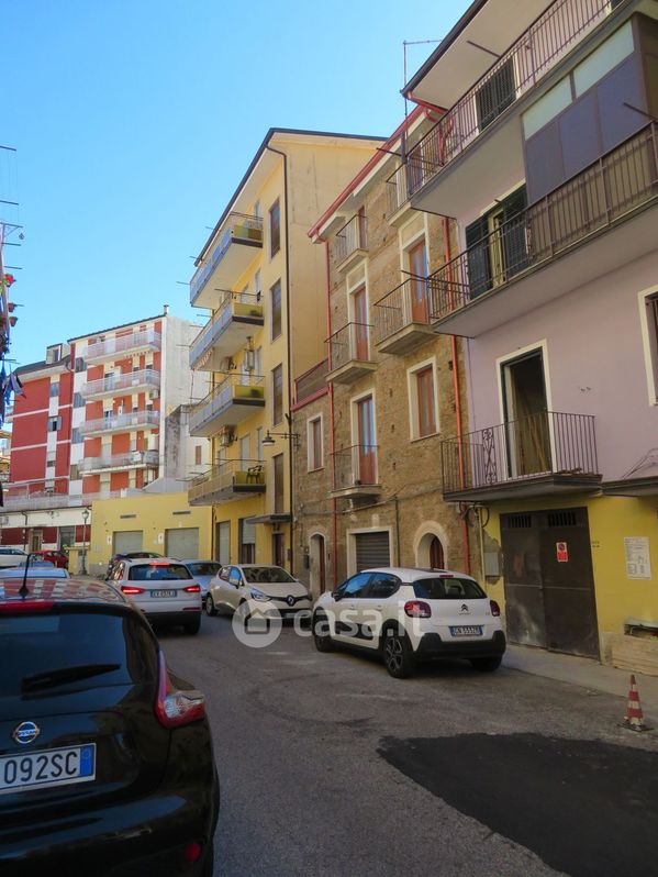 Appartamento in Affitto in Via Francesco Caparello 30 a Lamezia Terme