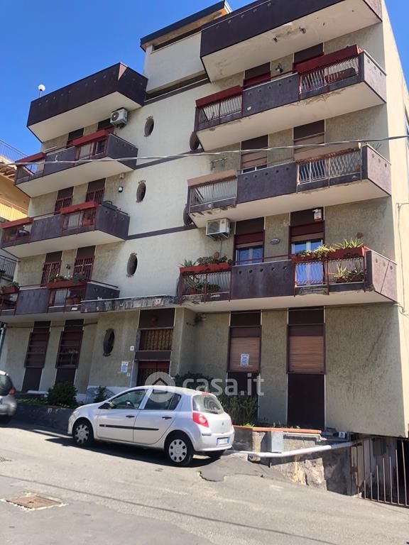 Appartamento in Vendita in Via coviello a Gravina di Catania