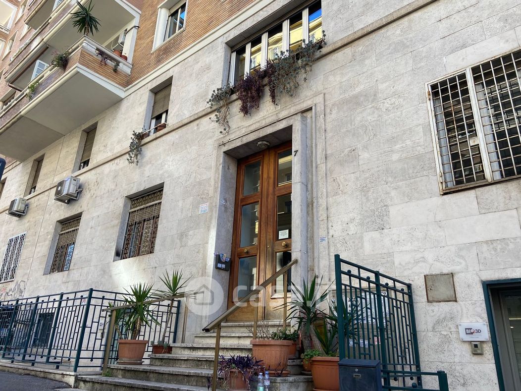 Appartamento in Vendita in Via Dessiè 7 a Roma