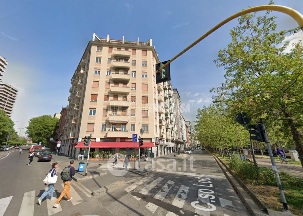 Appartamento in Vendita in Viale Bacchiglione 2 a Milano