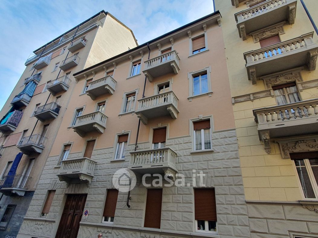 Appartamento in Vendita in Via CAPELLINA a Torino