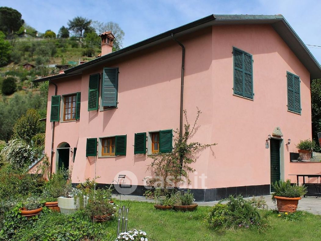 Rustico/Casale in Vendita in Via Guglielmo Marconi a La Spezia