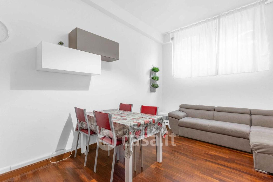 Appartamento in Vendita in Via Montecatini 14 a Milano
