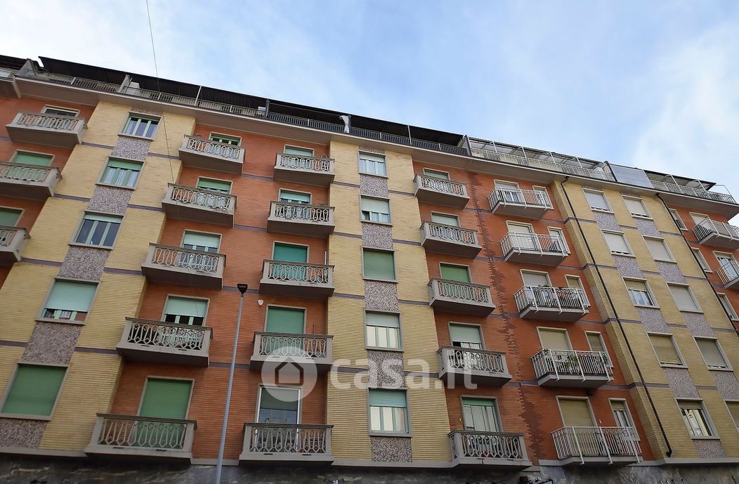 Appartamento in Vendita in Via Bernardino Luini 147 a Torino
