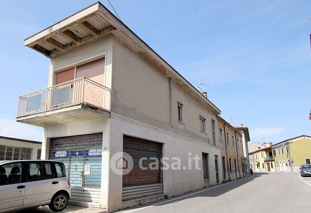 Appartamento in Vendita in Via Ponte a Sant'Ambrogio di Valpolicella