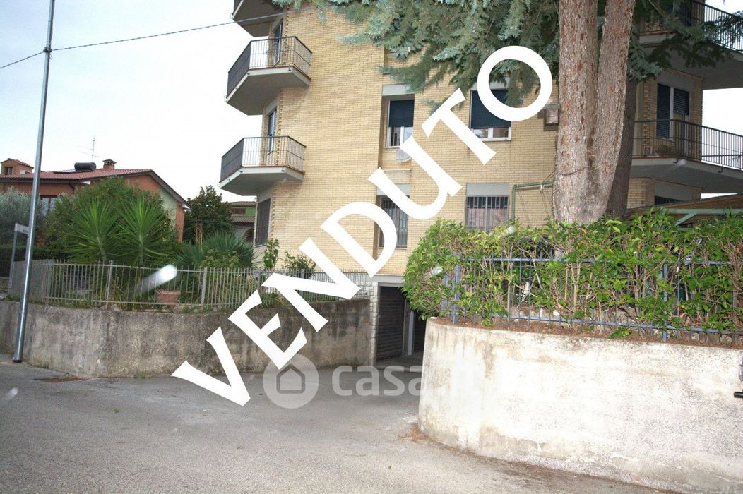 Appartamento in Vendita in Strada Santa Lucia a Perugia