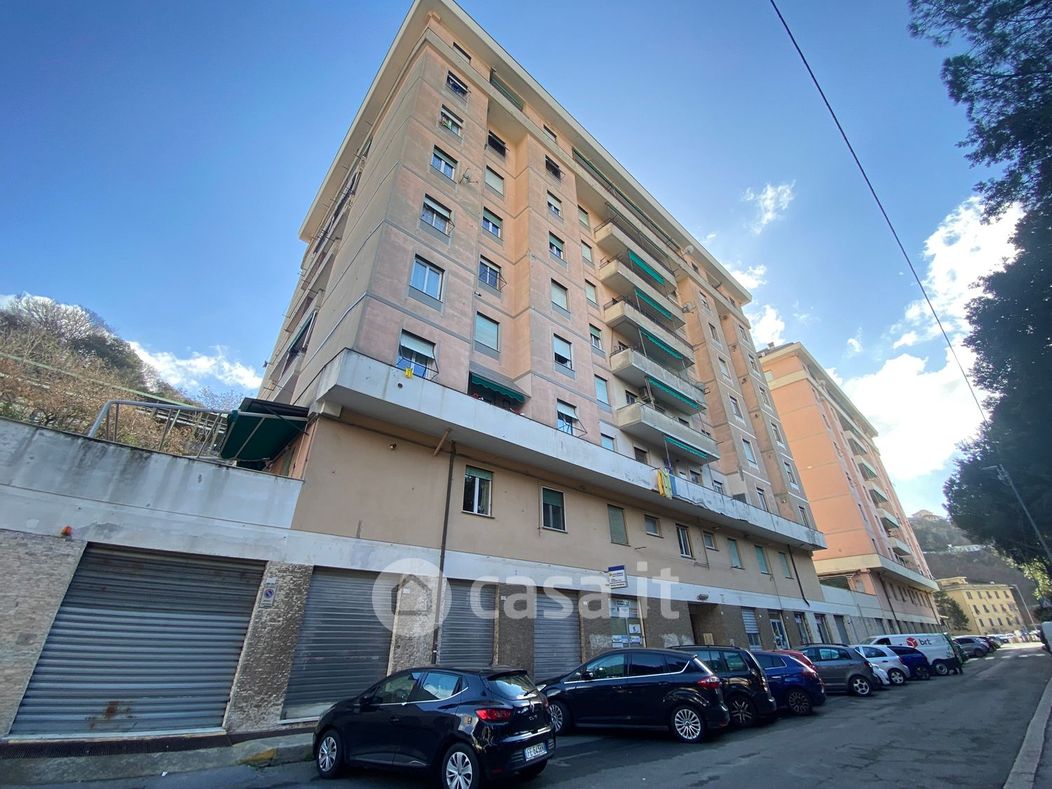 Appartamento in Vendita in Via Carnia 59 a Genova