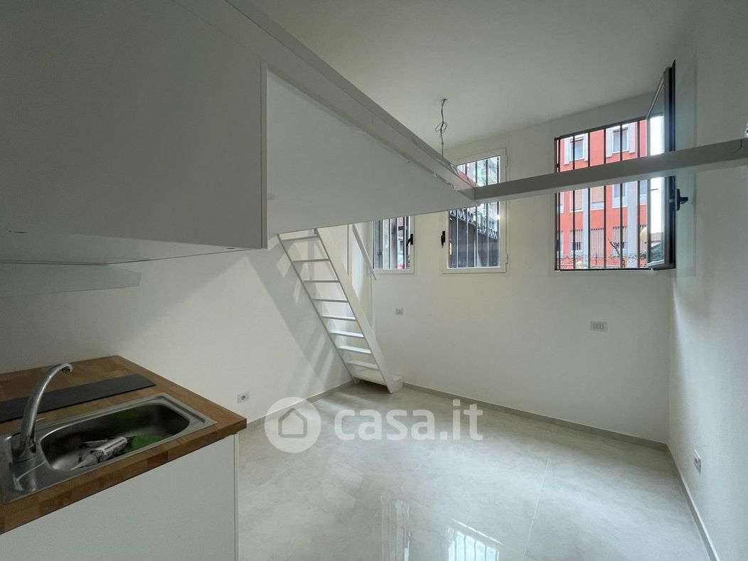 Appartamento in Vendita in Via Attilio Momigliano 2 a Milano