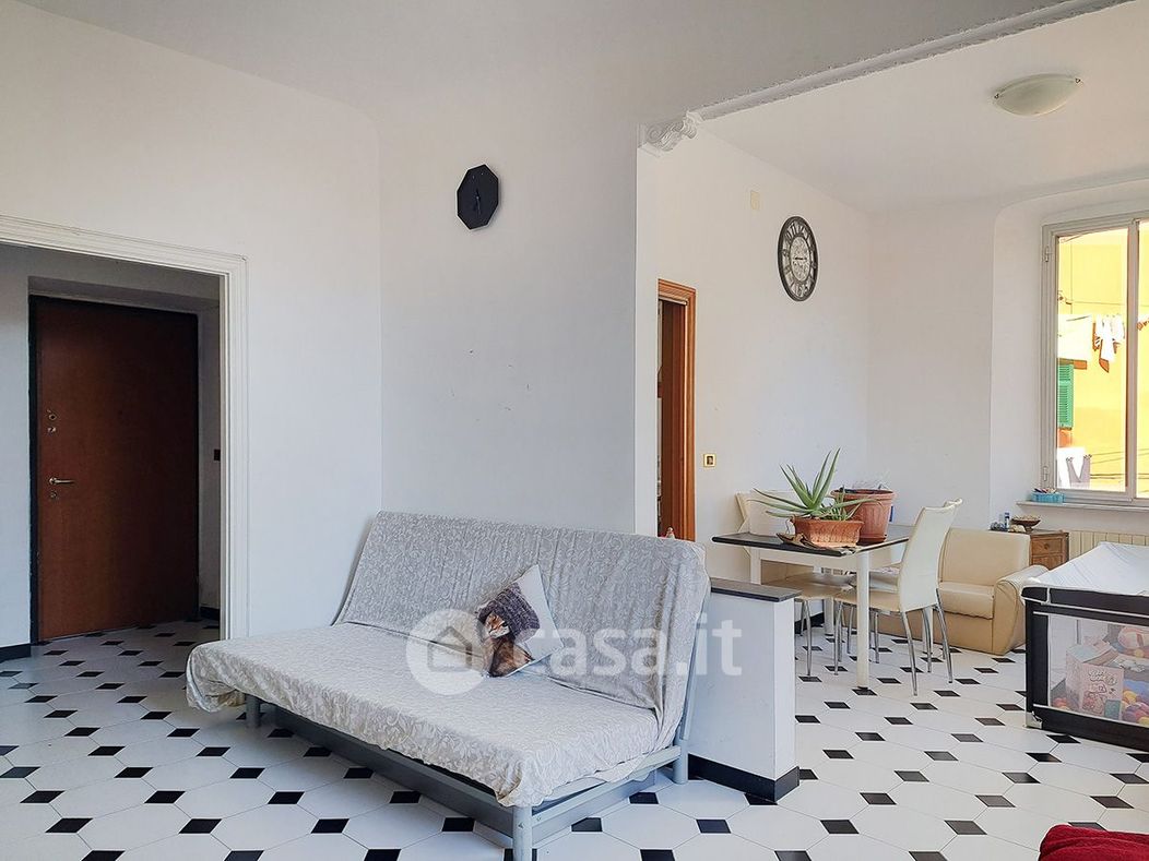 Appartamento in Vendita in Salita Angeli a Genova