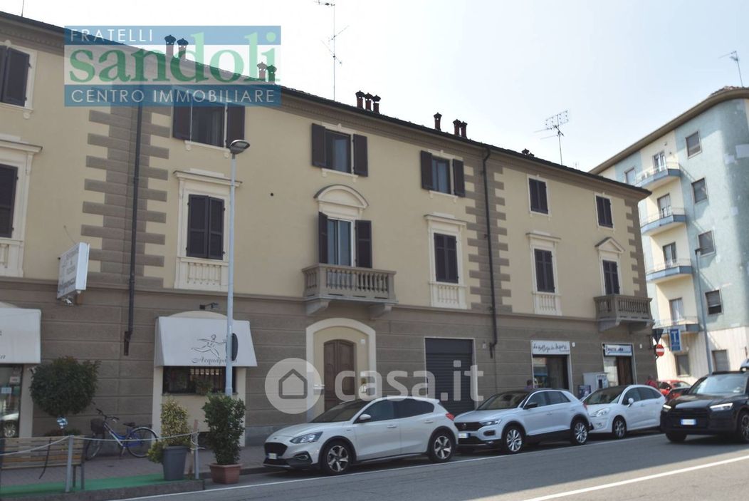 Appartamento in Vendita in Corso Giovanni Gastaldi a Vercelli