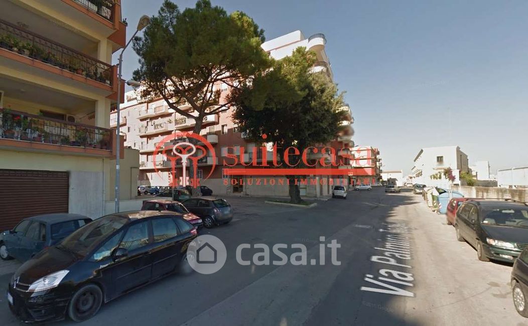 Garage/Posto auto in Vendita in Via Palmiro Togliatti a Trani