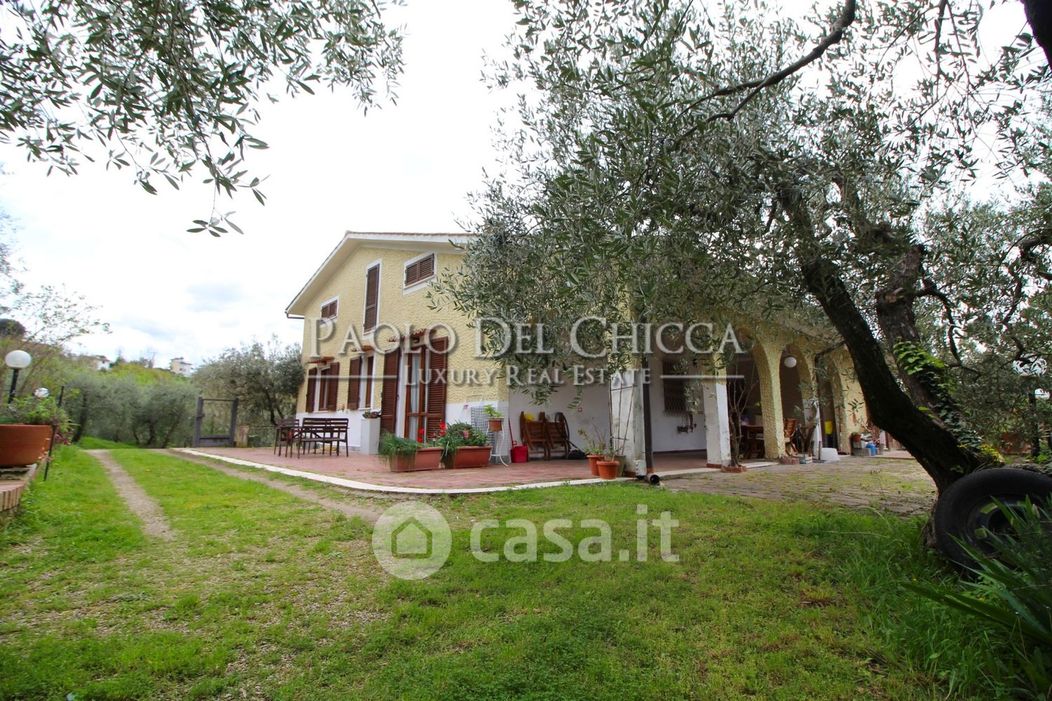 Villa in Vendita in Via della Monca a Casciana Terme Lari