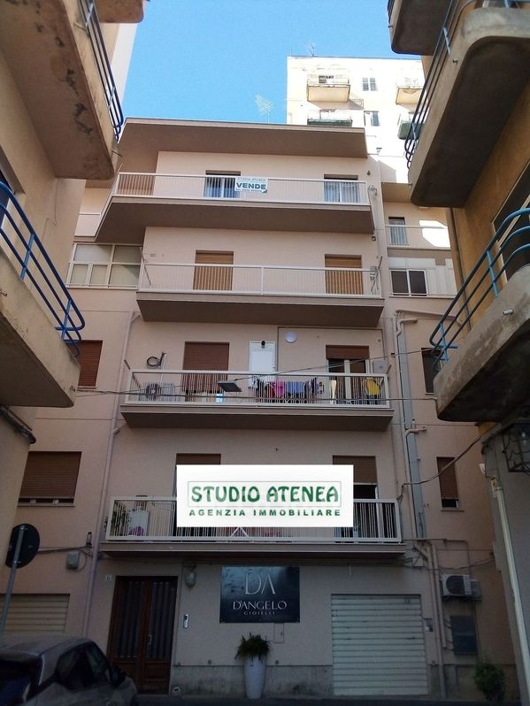 Appartamento in Vendita in Via Del Piave a Agrigento