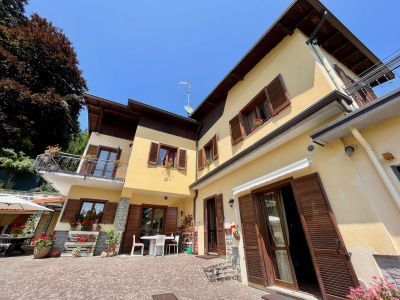 Villa in Vendita in Via alfredo oriani 28 a Varese