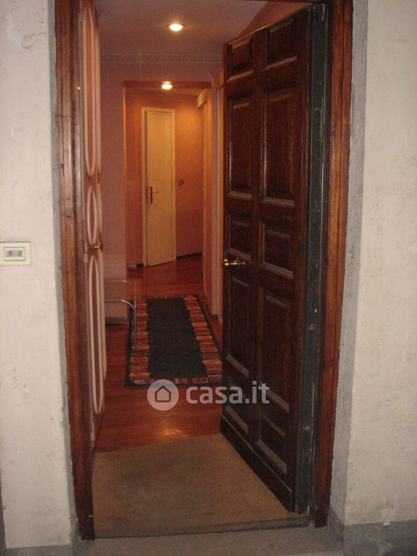 Appartamento in Vendita in Via San Massimo 42 a Torino