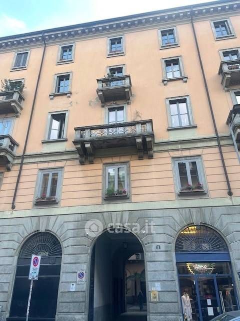 Appartamento in Vendita in Via Gian Giacomo Mora 3 a Milano