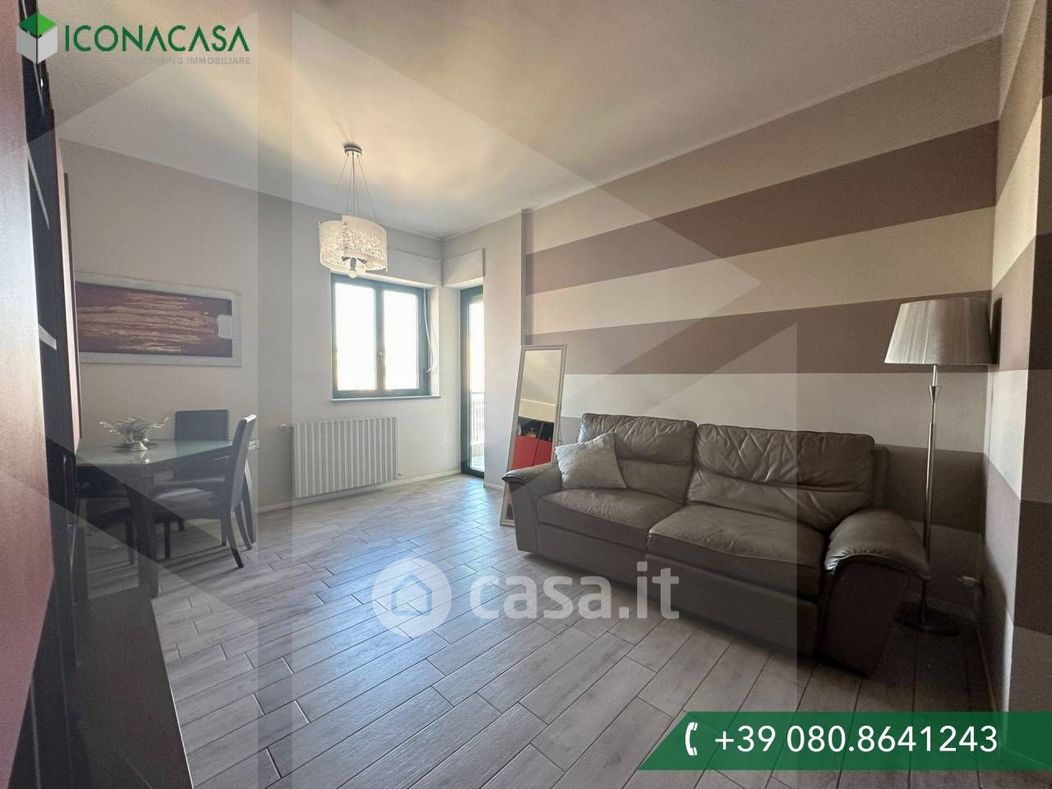 Appartamento in Vendita in Via Francesco Cilea a Bari