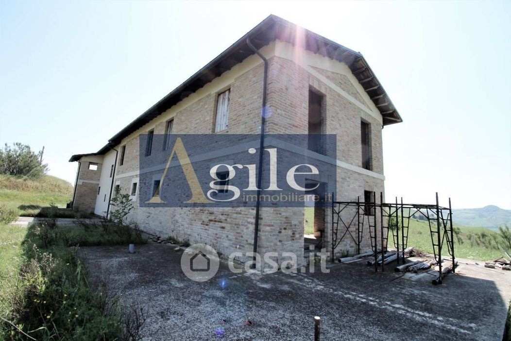 Rustico/Casale in Vendita in Strada senza nome a Ascoli Piceno