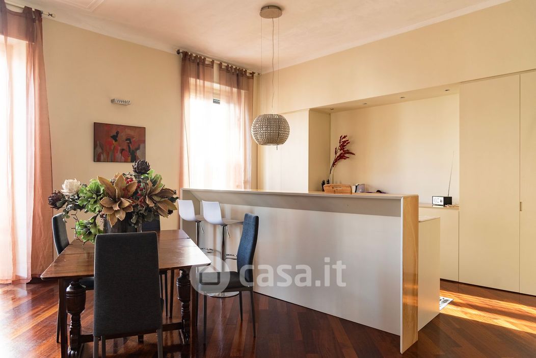 Appartamento in Affitto in Via Bronzino a Milano